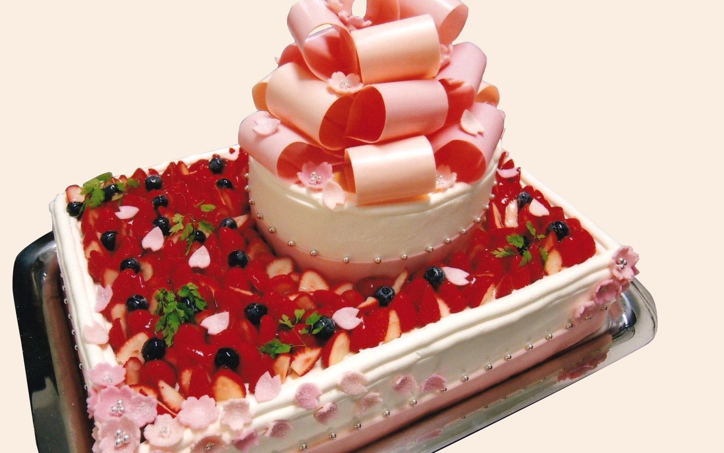 デコレーションケーキの画像
